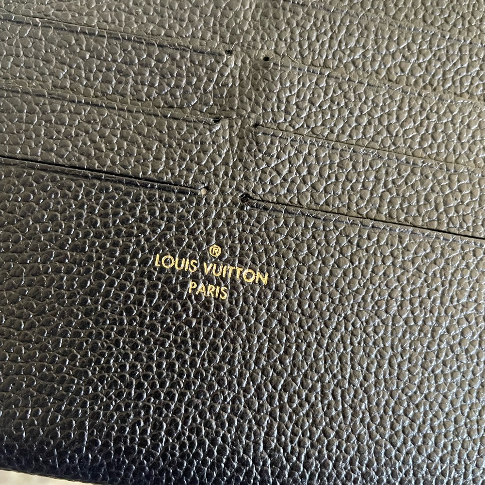 Louis Vuitton Black Leather Card Holder - Picture 2 of 8